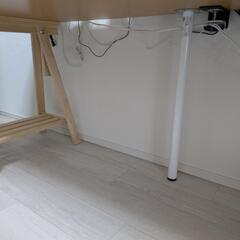 【受け渡し確定】イケアの『デスク用の脚』３点の画像