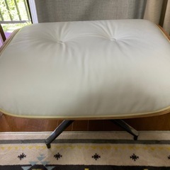 【週末セール】おそらく高級オットマン　ラウンジチェアーの画像