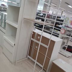 リユースのサカイ栃木店★ジモティ割あり★  ラック ホワイト×ベージュ W58×D39.5×H178.5 クリーニング済み TC9727の画像