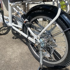 買い物に最適ブリヂストン小型自転車
の画像