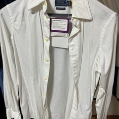 Poloのシャツ
