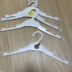 西松屋　ハンガー　16本の画像