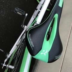 自転車　クロスバイク　ロードバイクの画像