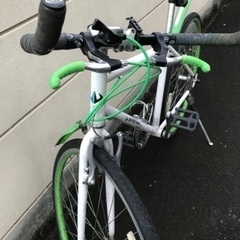 自転車　クロスバイク　ロードバイクの画像