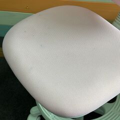 店頭引き渡し 中古 smart-i 学習チェア Swan 椅子 チェア 家具 Bの画像