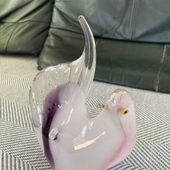 ガラス製？　鳥の置き物ですの画像