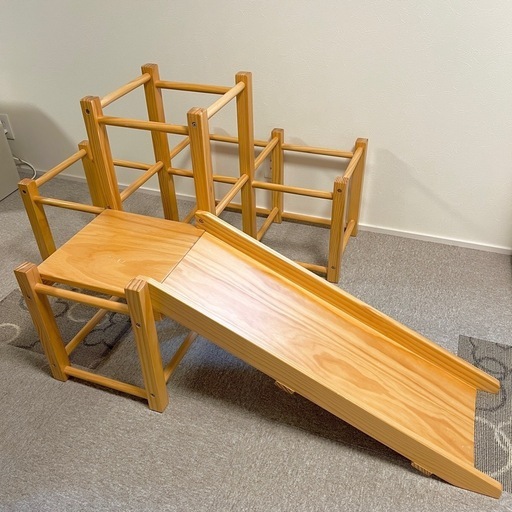 タンスのゲン　ジャングルジム　　すべり台　木製