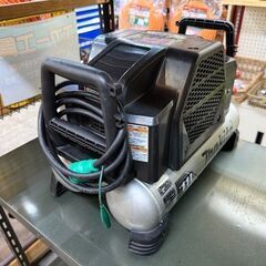 マキタ/Makita　高圧専用 エアコンプレッサー　11L　AC462XLHB　年式不明【中古品】の画像