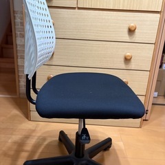 デスクチェアの画像