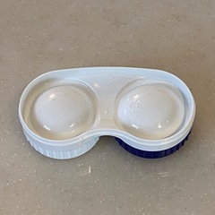 新品 未使用 コンタクトケースの画像