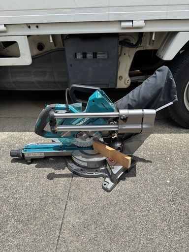 makita スライドマルノコ➁