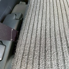 トヨタアルファード30後期2列目フロアマットの画像