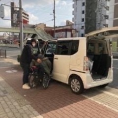 送迎ドライバーさんの画像