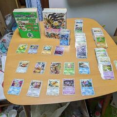 ポケモンのカード、フィギュア、ゲームようのパック、アルミケースの画像