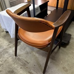 アンティークショップ購入 ダイニングチェアの画像