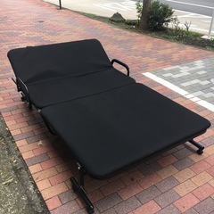 折りたたみベッド／セミダブルサイズの画像