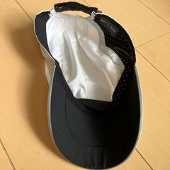 お話中NIKEナイキ　フリーサイズ　キャップの画像