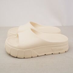 【成約済み】　PUMA 厚底サンダル MAYZE STACK INJEX WNS 23cmの画像