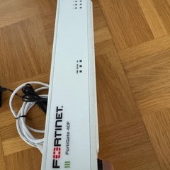 Fortinet FortiGate 40F ネットワーク機器の画像