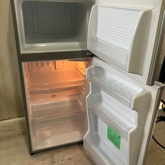 J337⭐️AQUA 2012年製　２ドア　ノンフロン冷凍冷蔵庫の画像