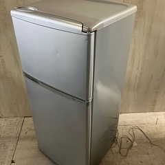 J337⭐️AQUA 2012年製　２ドア　ノンフロン冷凍冷蔵庫の画像