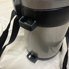ピーコック　保温保冷お弁当箱の画像
