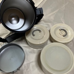 ピーコック　保温保冷お弁当箱の画像