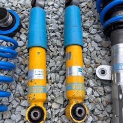 レクサスnx ビルシュタイン車高調の画像