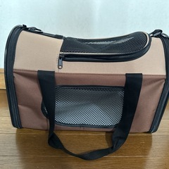 【未使用に近い】小型犬クレートの画像