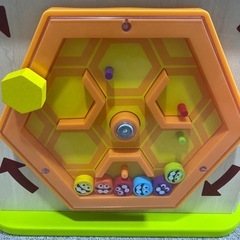 希望者に赤ちゃんセットつけます⭐️Hape(ハペ) カントリークリッターズプレイキューブ 知育玩具 木製の画像