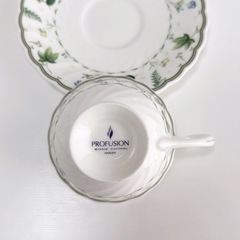 【新品】NARUMI カップ＆ソーサ 2セットの画像