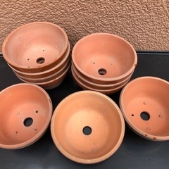 粘土製の植木鉢 10個の画像