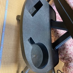 Gravina リクライニングアームチェアDX 足置き、サイドテーブル付き  の画像