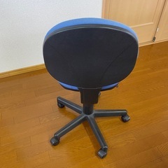 事務用チェアの画像