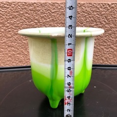プラスチック植木鉢5個の画像