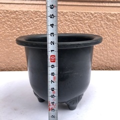プラスチック植木鉢5個の画像