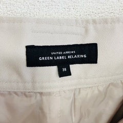 green label relaxing　パンツ　冬用　サイズ38の画像