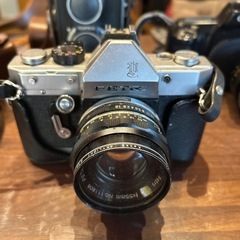 古いカメラ　フイルムカメラの画像