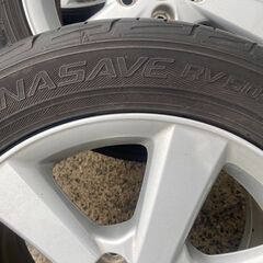 205/55R16 東北6県無料配送対応‼️爆安‼️最終値下げ‼️②超超超バリ溝❗国産　ダンロップ製 ❗ アルミ付き 国産 タイヤ !!　サマー　タイヤの画像