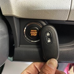 札幌発　車検付きR8年3月　H25年　MRワゴン　X セレクション　4WD　桃色　の画像