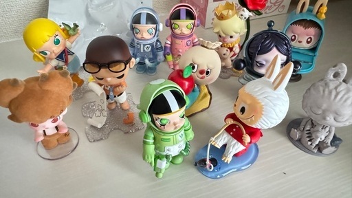 popmartで購入した新品アニメスタイル キャラクター フィギュアセット13点 popmartで購入した新品アニメスタイル キャラクター フィギュア