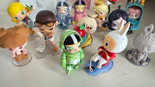 popmartで購入した新品アニメスタイル キャラクター フィギュアセット13点 popmartで購入した新品アニメスタイル キャラクター フィギュア