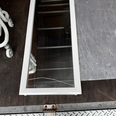 ヒビが入ってます姿見鏡の画像