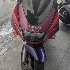 平成12年式RF900R 逆車 の画像