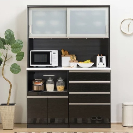 【美品‼️】定価149,900円♪ ニトリ 140cm幅キッチンボード(Nポスティア140KB) 食器棚 収納家具 艶あり木目調ブラック♪