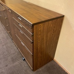 収納家具の画像