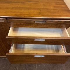 収納家具の画像