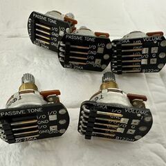 EMG EMG-81 ピックアップ アクティブ ブラック イーエムジー ギター用ピックアップ 現状 ポット コネクター 札幌市 白石店 の画像