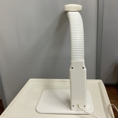 中古
LEDデスクスタンドDS-LE94AG-Wの画像