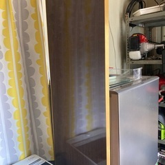 公民館とかにあるテーブル
の画像